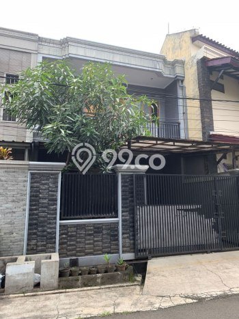Dijual Rumah 4 Kamar Lokasi Strategis Nyaman dan Strategis di Batununggal Dijual Rumah 4 Kamar Lokasi Strategis Nyaman dan Strategis di Batununggal