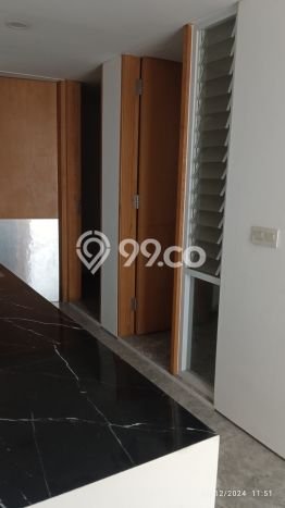 Rumah Luxury Modern Tanpa Renovasi di Pondok Indah Jakarta Selatan Rumah Luxury Modern Tanpa Renovasi di Pondok Indah Jakarta Selatan