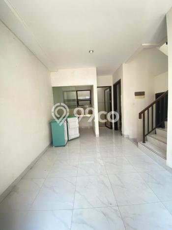 Sewa Rumah Murah di Suvarna Sutera Tangerang Punya 3 Kamar Tidur Sewa Rumah Murah di Suvarna Sutera Tangerang Punya 3 Kamar Tidur