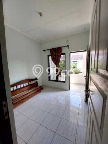 Dijual Rumah Minimalis Bagus Punya 3 KT di Ciputat Tangerang Selatan SHM Dijual Rumah Minimalis Bagus Punya 3 KT di Ciputat Tangerang Selatan SHM