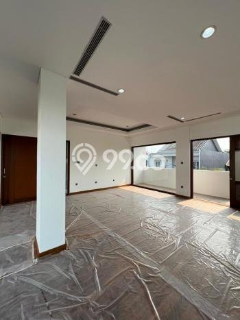 Ready to Use! Luxury House LT 489m2 Desain Elegan di Pondok Indah Ready to Use! Luxury House LT 489m2 Desain Elegan di Pondok Indah