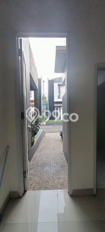 Rumah Modern Cantik 3 KT Bisa Langsung Pindah di Ciputat Rumah Modern Cantik 3 KT Bisa Langsung Pindah di Ciputat