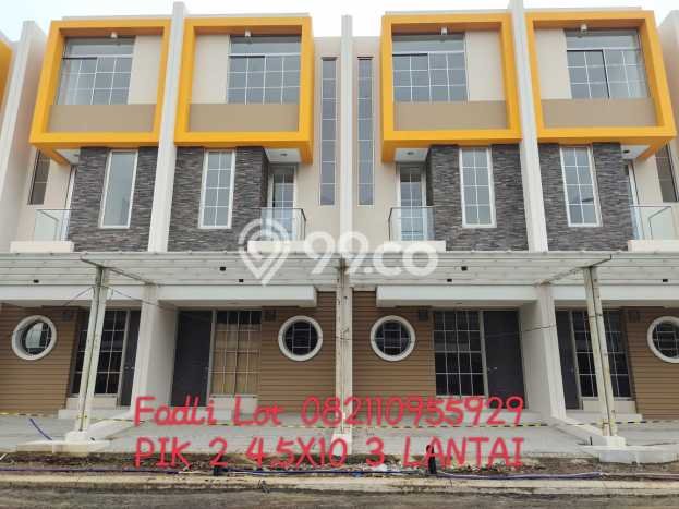 For Sale Hunian Rumah Terawat 3 Kamar di Pantai Indah Kapuk, Jakarta Utara For Sale Hunian Rumah Terawat 3 Kamar di Pantai Indah Kapuk, Jakarta Utara
