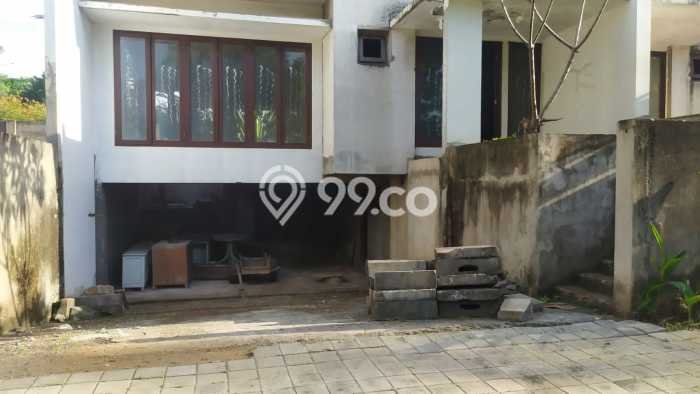 Jual Rumah Luas Megah Dengan View Eksklusif di Pondok Labu, Jakarta Selatan Jual Rumah Luas Megah Dengan View Eksklusif di Pondok Labu, Jakarta Selatan