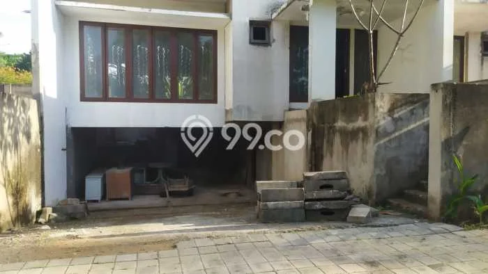Hunian Mewah LB 260m2 Siap Pakai Desain Elegan di Pondok Labu, Jakarta Selatan Hunian Mewah LB 260m2 Siap Pakai Desain Elegan di Pondok Labu, Jakarta Selatan