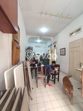 Rumah Mewah LB 300m2 Siap Pakai Desain Elegan di Cikini, Jakarta Pusat Rumah Mewah LB 300m2 Siap Pakai Desain Elegan di Cikini, Jakarta Pusat