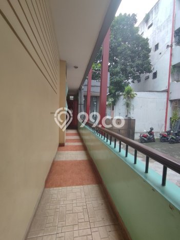 Ready to Use! Luxury House LT 165m2 Desain Elegan di Fatmawati Ready to Use! Luxury House LT 165m2 Desain Elegan di Fatmawati