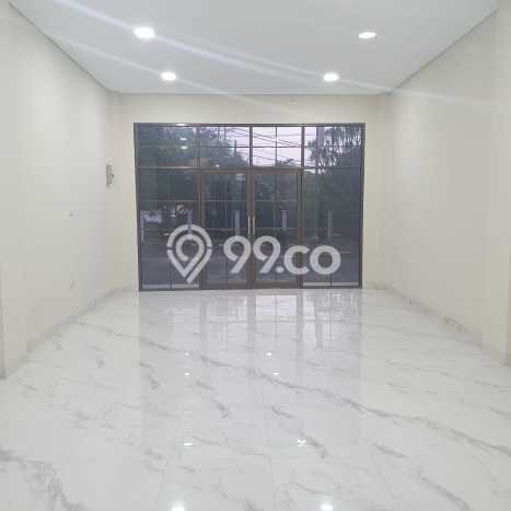 Ruko Dijual di Jakarta Selatan LT 148m2 & LB 225m2 Lokasi Terbaik! Ruko Dijual di Jakarta Selatan LT 148m2 & LB 225m2 Lokasi Terbaik!