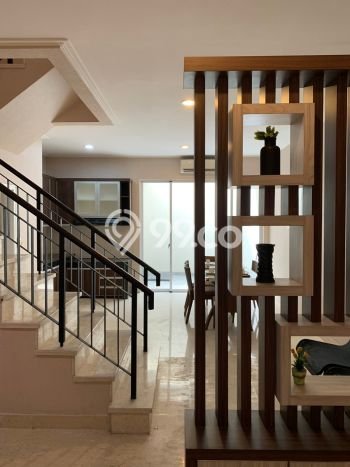 Dijual Rumah Luas Megah Dengan View Eksklusif di Lebak Bulus, Jakarta Selatan Dijual Rumah Luas Megah Dengan View Eksklusif di Lebak Bulus, Jakarta Selatan