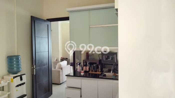 Ready to Use! Luxury House LT 330m2 Desain Modern di Gandul Ready to Use! Luxury House LT 330m2 Desain Modern di Gandul