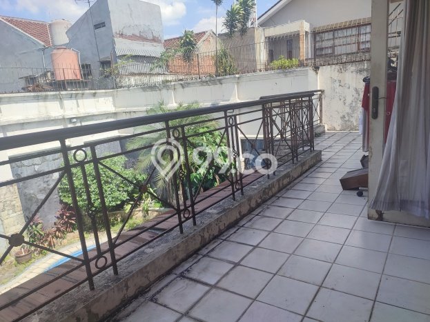 Siap Huni Hunian Elit 5 Kamar di Cinere Dekat ke Mana Pun Siap Huni Hunian Elit 5 Kamar di Cinere Dekat ke Mana Pun