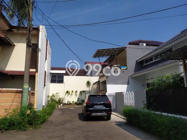 Jual Rumah Mewah Elegan Dengan View Eksklusif di Bintaro, Tangerang Selatan Jual Rumah Mewah Elegan Dengan View Eksklusif di Bintaro, Tangerang Selatan