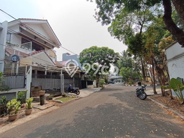 Ready to Use! Luxury House LT 153m2 Desain Elegan di Pondok Indah Ready to Use! Luxury House LT 153m2 Desain Elegan di Pondok Indah