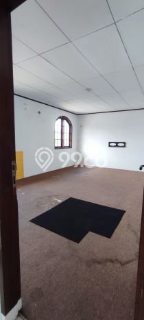 Disewakan segera rumah minimalis strategis 6 Kamar di Cinere, Depok Disewakan segera rumah minimalis strategis 6 Kamar di Cinere, Depok