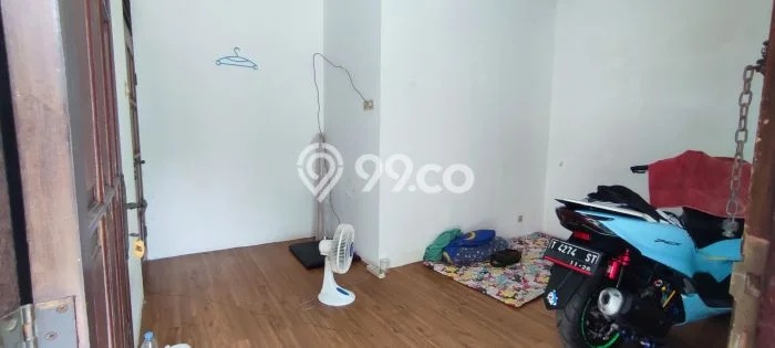 Disewakan segera rumah minimalis strategis 6 Kamar di Cinere, Depok Disewakan segera rumah minimalis strategis 6 Kamar di Cinere, Depok