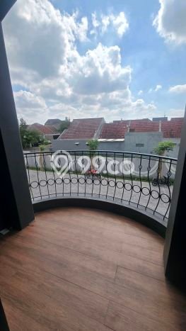 For Sale Rumah 3 Kamar Lokasi Ideal Bagus dan Strategis di Wiyung For Sale Rumah 3 Kamar Lokasi Ideal Bagus dan Strategis di Wiyung