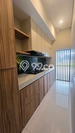 Best Deal Hunian Mewah Ideal dan Luas di Wiyung, Surabaya Best Deal Hunian Mewah Ideal dan Luas di Wiyung, Surabaya