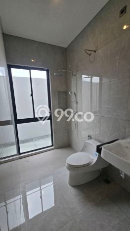 Jual Rumah Mewah Megah Dengan View Eksklusif di Citraland, Surabaya Jual Rumah Mewah Megah Dengan View Eksklusif di Citraland, Surabaya