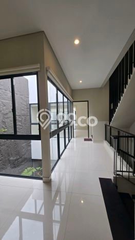 Best Deal Hunian Mewah Ideal dan Luas di Wiyung, Surabaya Best Deal Hunian Mewah Ideal dan Luas di Wiyung, Surabaya