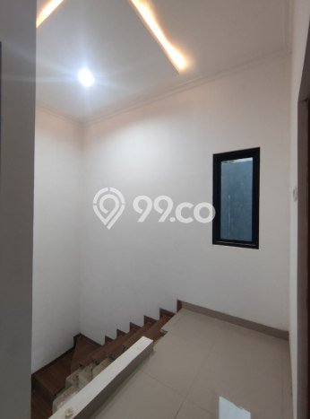 Dijual Rumah Eksklusif 3 KT di Cijantung, Jakarta Timur Dijual Rumah Eksklusif 3 KT di Cijantung, Jakarta Timur