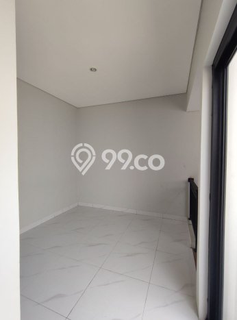 Rumah Modern Cantik 5 KT Bisa Langsung Pindah di Ciracas Rumah Modern Cantik 5 KT Bisa Langsung Pindah di Ciracas