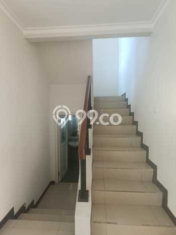 Dijual Hunian Rumah Terawat 3 KT di Legenda Wisata, Bogor Dijual Hunian Rumah Terawat 3 KT di Legenda Wisata, Bogor