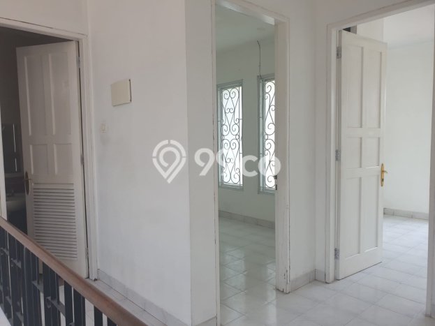 Kesempatan Langka Memiliki Rumah LT 133m² / LB 110m² di Kawasan Komersial Legenda Wisata, Bogor Kesempatan Langka Memiliki Rumah LT 133m² / LB 110m² di Kawasan Komersial Legenda Wisata, Bogor