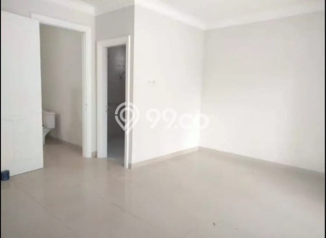 Rumah LT 102m² di Legenda Wisata, Bogor - Akses Mudah Rumah LT 102m² di Legenda Wisata, Bogor - Akses Mudah