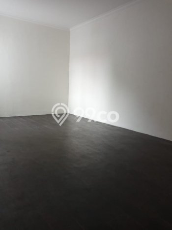 PROPERTI UNGGULAN! Rumah Strategis di Kota Wisata, LT 128m² LB 170m² PROPERTI UNGGULAN! Rumah Strategis di Kota Wisata, LT 128m² LB 170m²