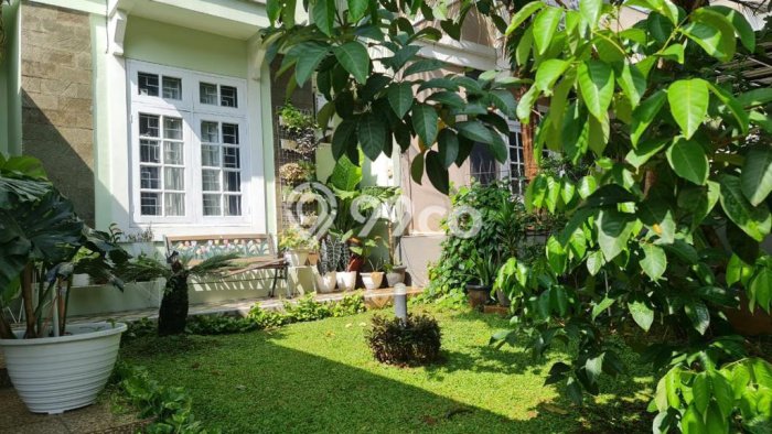 Hunian Asri LT 180m² Dekat Fasilitas Umum di Kota Wisata, Bogor Hunian Asri LT 180m² Dekat Fasilitas Umum di Kota Wisata, Bogor