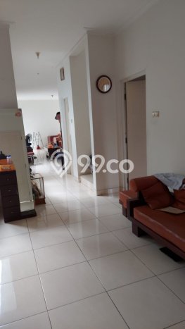 PRIME LOCATION! Rumah Berkembang area Kota Wisata, LT 330m² Bangunan 282m² PRIME LOCATION! Rumah Berkembang area Kota Wisata, LT 330m² Bangunan 282m²