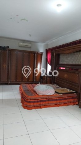 PRIME LOCATION! Rumah Berkembang area Kota Wisata, LT 330m² Bangunan 282m² PRIME LOCATION! Rumah Berkembang area Kota Wisata, LT 330m² Bangunan 282m²