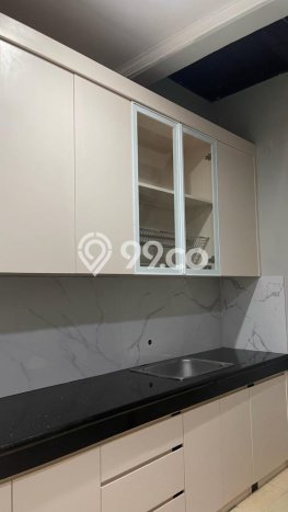 Rumah EXCLUSIVE area Kota Wisata, Bogor, LT 185m² Bangunan 200m² KESEMPATAN TERBATAS! Rumah EXCLUSIVE area Kota Wisata, Bogor, LT 185m² Bangunan 200m² KESEMPATAN TERBATAS!