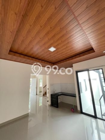 HOT DEAL! Dijual Rumah Berkualitas di Kota Wisata, Jakarta Timur, LT 120m² LB 150m² HOT DEAL! Dijual Rumah Berkualitas di Kota Wisata, Jakarta Timur, LT 120m² LB 150m²