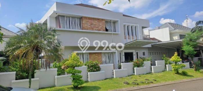 Ready to Use! Premium House LT 660m2 Desain Elegan di Kota Wisata Ready to Use! Premium House LT 660m2 Desain Elegan di Kota Wisata