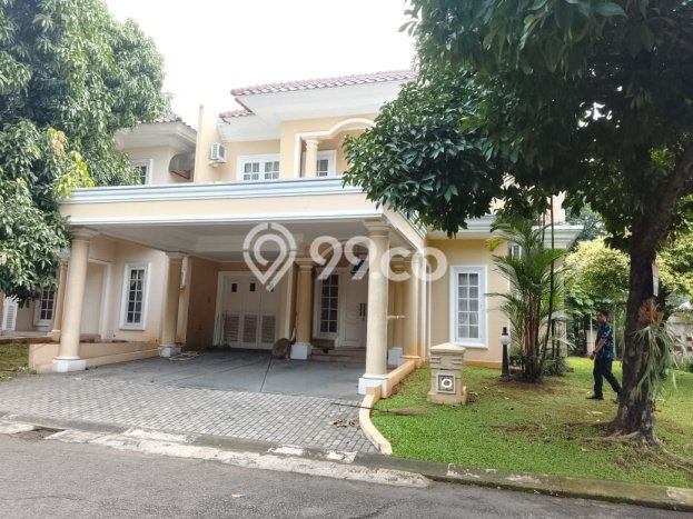 Rumah Elit LB 500m2 Siap Pakai Desain Elegan di Legenda Wisata, Bogor Rumah Elit LB 500m2 Siap Pakai Desain Elegan di Legenda Wisata, Bogor