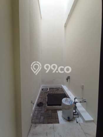 Unit Ruko Disewakan di Gading Serpong di Area Ramai & Strategis Unit Ruko Disewakan di Gading Serpong di Area Ramai & Strategis