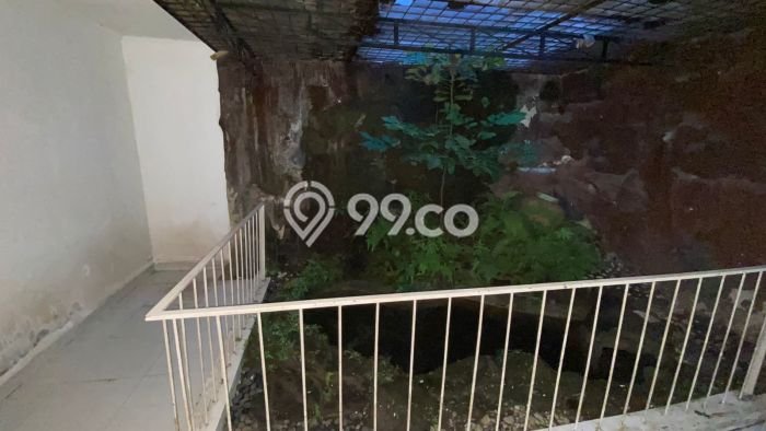 Rumah Elit Modern Tanpa Renovasi di BSD Tangerang Rumah Elit Modern Tanpa Renovasi di BSD Tangerang