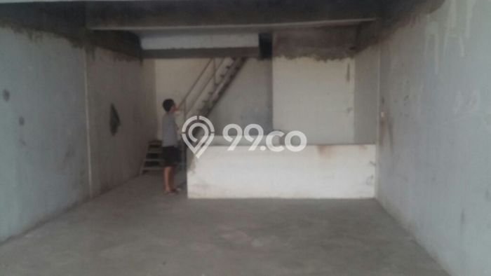 Unit Ruko Dijual di Karawaci Tangerang Luas Tanah 72m2, Luas Bangunan 160m2 Unit Ruko Dijual di Karawaci Tangerang Luas Tanah 72m2, Luas Bangunan 160m2