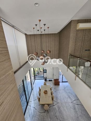 Hunian Mewah LB 900m2 Siap Pakai Desain Elegan di Pluit, Jakarta Utara Hunian Mewah LB 900m2 Siap Pakai Desain Elegan di Pluit, Jakarta Utara
