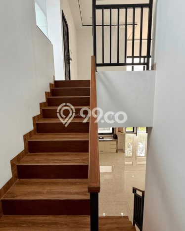 Hot Offer Hunian Mewah Ideal dan Luas di BSD, Tangerang Selatan Hot Offer Hunian Mewah Ideal dan Luas di BSD, Tangerang Selatan