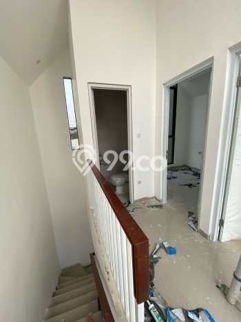 Jual Rumah Strategis Bagus Punya 2 KT di Karawaci Tangerang SHM Jual Rumah Strategis Bagus Punya 2 KT di Karawaci Tangerang SHM