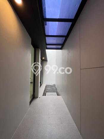 Hunian Elit LB 118m2 Siap Pakai Desain Elegan di BSD City, Tangerang Hunian Elit LB 118m2 Siap Pakai Desain Elegan di BSD City, Tangerang