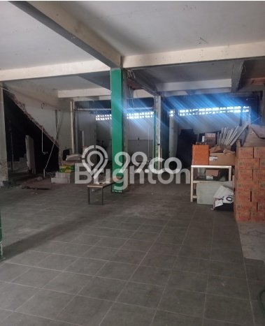 Disewakan Gudang di Kawasan Ramai Sunset Road Luas 780m2 Disewakan Gudang di Kawasan Ramai Sunset Road Luas 780m2