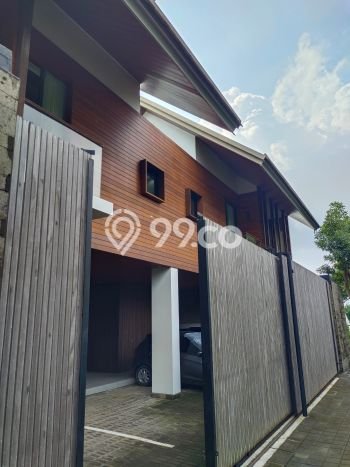 FOR SALE! Vila Kawasan Denpasar Timur, Area 440m2m², Lokasi Strategis FOR SALE! Vila Kawasan Denpasar Timur, Area 440m2m², Lokasi Strategis