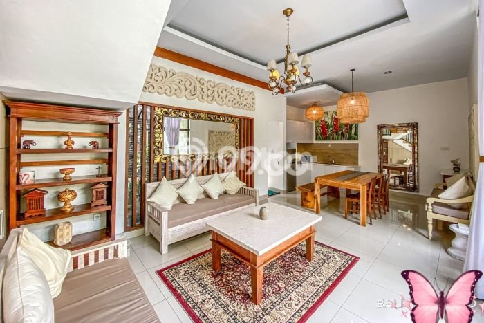 BEST CHOICE! Rumah area Kerobokan, LT 200m² Bangunan 250m² BEST CHOICE! Rumah area Kerobokan, LT 200m² Bangunan 250m²