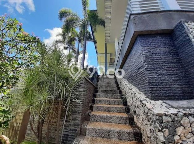 Vila Kawasan , Area 2000m2m², Dekat ke Fasilitas Umum Vila Kawasan , Area 2000m2m², Dekat ke Fasilitas Umum
