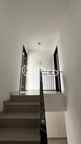 Jual Rumah Modern 4 KT di Pantai Indah Kapuk 2, Jakarta Utara Jual Rumah Modern 4 KT di Pantai Indah Kapuk 2, Jakarta Utara