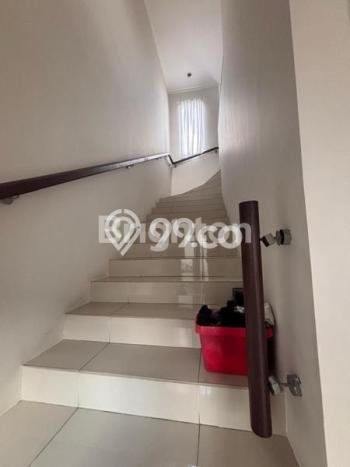 Dijual Rumah Luas Elegan Dengan View Cantik di Modernland, Tangerang Dijual Rumah Luas Elegan Dengan View Cantik di Modernland, Tangerang