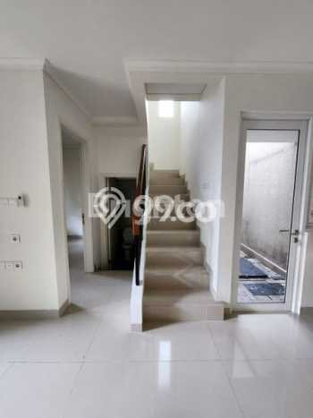 Rumah Disewakan Tangerang LT 72m2 LB 108m2 Kawasan Gading Serpong Rumah Disewakan Tangerang LT 72m2 LB 108m2 Kawasan Gading Serpong